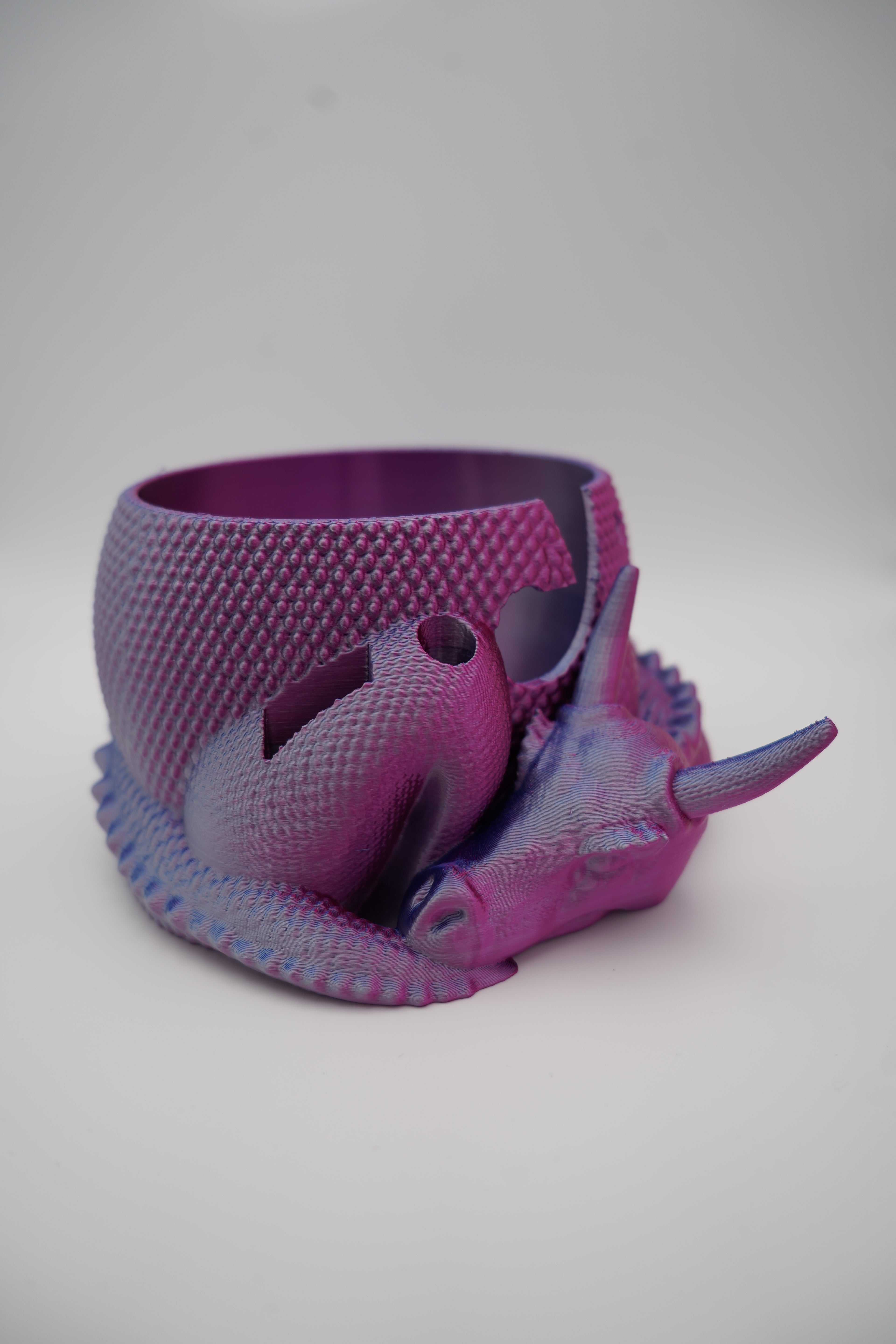 Garnschale Drache von distinct. in der Handarbeitsecke
