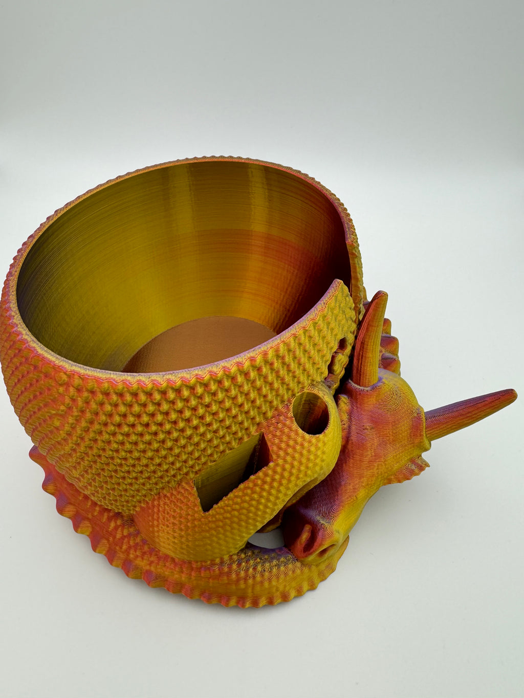 Garnschale Drache – nachhaltige Wollschale aus PLA
