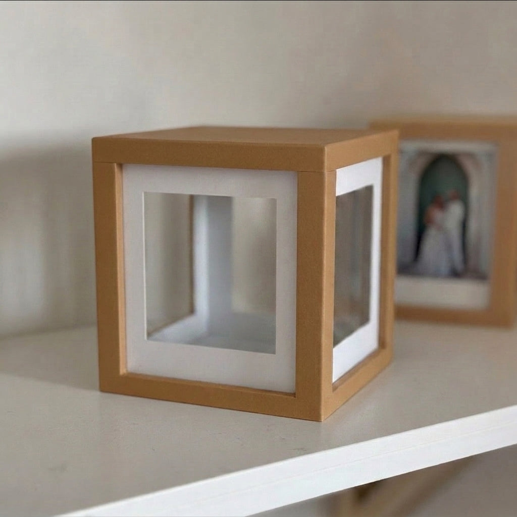 Instax Square Fotobox in der Farbe Caramel