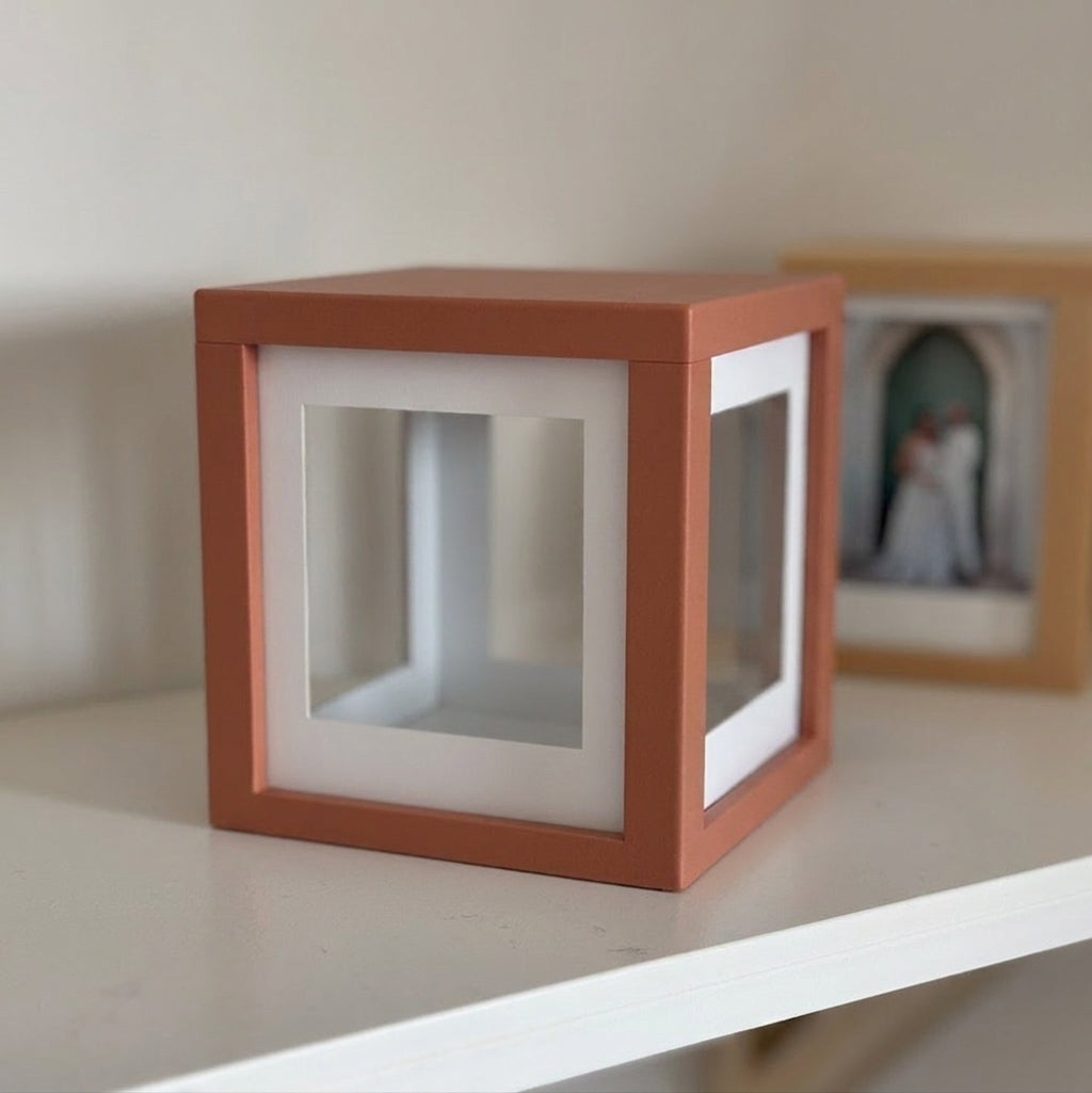 Instax Square Fotobox in der Farbe Terrakotta